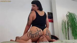 Bbw Scissor - Watch Sexy tattoed ass BBW headscissors - Bbw Ass, Big Ass, Scissors Porn -  SpankBang