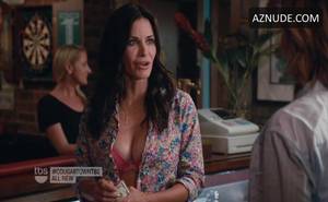 Jules Cougar Town Porn - COURTENEY COX in COUGAR TOWN (2009-2015)