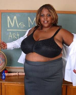 black mature undressing - Mature ebony teacher SSBBW Winxx is undressing in the classroom Porn  Pictures, XXX Photos, Sex Images #2574136 - PICTOA