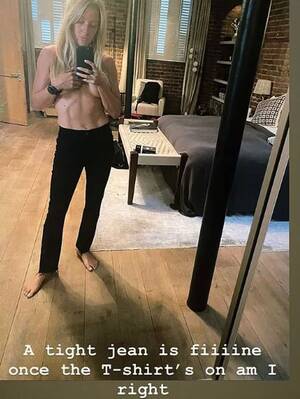 Ellie Goulding Porn Captions - Ellie Goulding dons microscopic sports bra to show off muscle-bound  physique - Daily Star