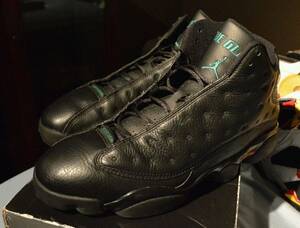 Airs Porn In Boston - Gary Payton's 'Celtics' Air Jordan 13 PE Is Up For Grabs | Air jordans,  Shoes world, All black sneakers