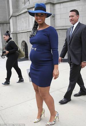 alicia keys pregnant and naked - Pregnant Alicia Keys dons navy maternity frock at Ruby Dee memorial