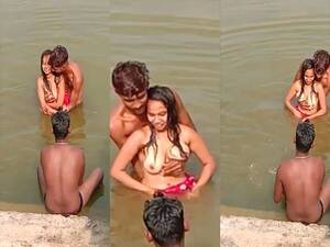 desi nude river - Desi girl enjoying river bath with group of boys - FSI Blog
