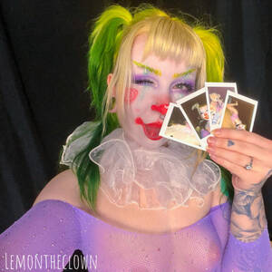 Clown Porn Panties - Lemontheclown - Clown girl maid didn't wear any panties - ManyVids