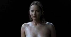 Jennifer Lawrence Leaked Sex Tape - Jennifer Lawrence body slams in full-frontal nude fight scene in new  Netflix film - Mirror Online