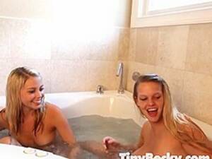 blond lesbians in bathtub - Two blonde lesbians in the bath - PornZog Free Porn Clips