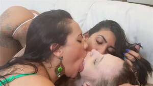 Lesbian Tongue Kissing - Watch tongue kissing 3some - Kissing, Lesbian, Fetish Porn - SpankBang