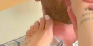 hd toe sucking - Feet licking toe sucking foot fetish - Tnaflix.com