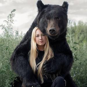 Grizzly Bear Porn - Masha and bear : r/ANormalDayInRussia