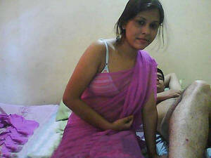 Blouse Bhabhi Porn - Indian hot saree bhabhi change her blouse & petticoat | multoff.ru