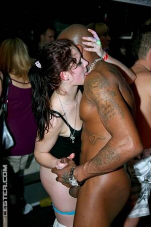 hot interracial party - Interracial Party Porn Pics & Nude Photos - NastyPornPics.com