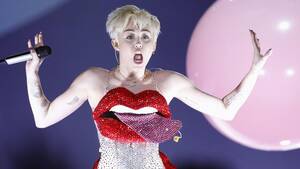 Miley Cyrus Enters Porn - Fox News on X: \