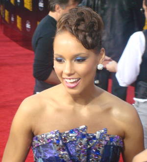 Alicia First Audition Porn - Keys at the 37th Annual American Music Awards red carpet, November 2009