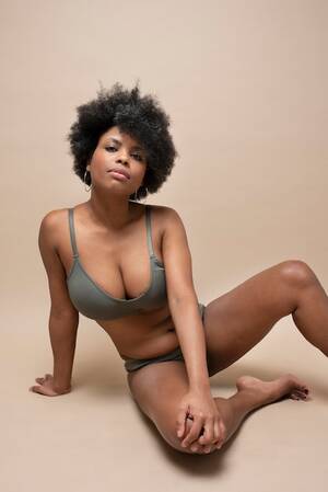 inside black nude - Ebony Nude Images - Free Download on Freepik