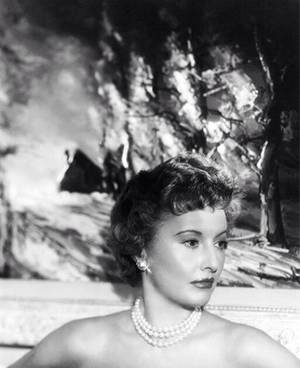 Barbara Stanwyck Nude - Barbara Stanwyck lookin nice in the 1950's