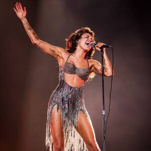 Miley Cyrus Cowgirl Porn - Miley Cyrus Channelled 1970s Cher In Vintage Bob Mackie At The 2024 Grammy  Awards