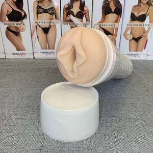 Christy Mack Fleshlight Porn - My Christy Mack Attack Review [Tried & Tested]