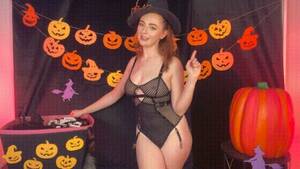 Halloween Sexy Porn - Sexy Halloween Costume Porn GIFs | Pornhub
