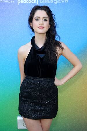 Laura Marano Gay Sex - BTS ARMY Includes These Music Stars