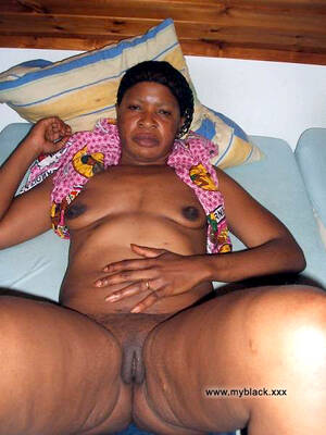Mature Black Mother - American black mom, they are mature, after all. Check them. Photo #3