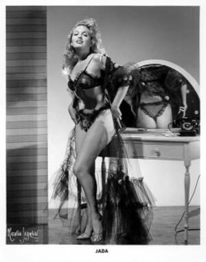 Burlesque Porn Jada - iloveretro: Sally Rand Burlesque Dancer Porn Photo Pics