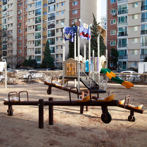 Korean Elementary School Sex - Opinion | Women in South Korea Are on Strike Against Being 'Baby-Making  Machines' - The New York Times