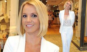 2014 Britney Spears Porn - Britney Spears unveils sleek bob as she reveals plans to release 'man  hating' songs | Daily Mail Online