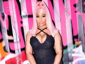 Nicki Minaj Xxx Porn - Nicki Minaj Calls Out YouTube for Putting Age Restriction on 'Likkle Miss  Remix' Video - Arise News