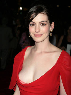 Anne Hathaway Extreme Hardcore Porn - Brown haired beauty Ann Hathaway reveals her boobs in one of these pics