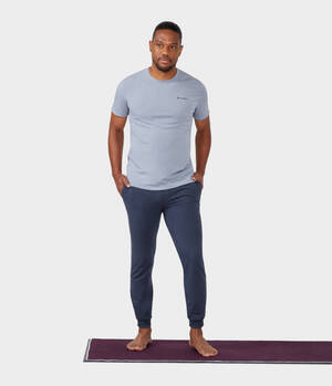 Male Yoga Porn - Tight & Loose Yoga Pants for Men | Manduka