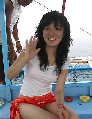 asian public - Asian Public Porn Pics.