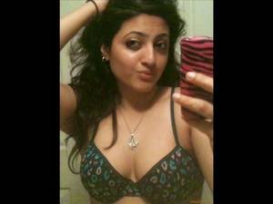 desi celebrities nude - Lion Actress Radhika Apte Selfies Leaked Image Viral in Online | Bollywood  Tamil Telugu Celebrities Photos