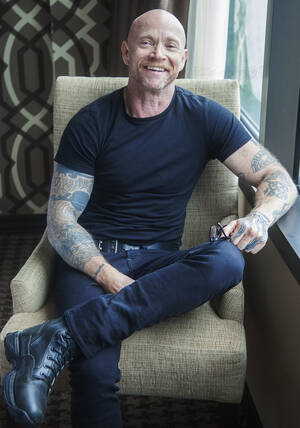 Buck Angel - Buck Angel, trans man and porn star â€“