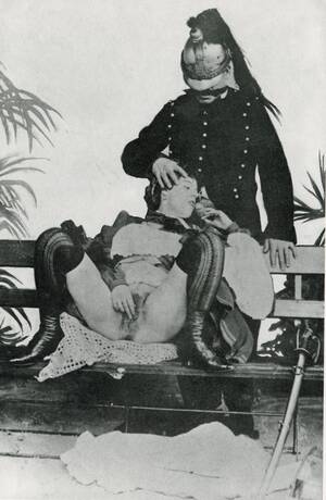 19th Century Public Sex - Victorian Porn - 49 photos