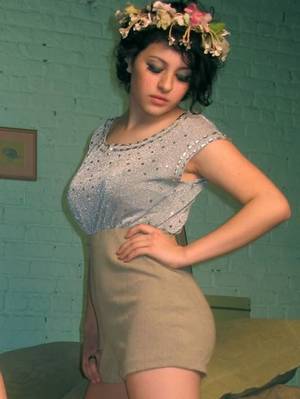 Alia Shawkat Porn Caption - 22 best curvy images on Pinterest | Beautiful people, Pretty people and  Good looking women