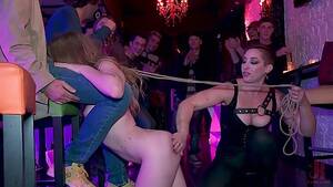Club Pussy - group club pussy licking - Gosexpod - free tube porn videos