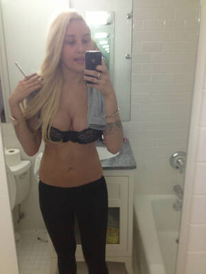 Amanda Bynes Tits - Amanda Bynes Poses in Bra, Wants to Lose 35 Pounds: ohnotheydidnt â€”  LiveJournal