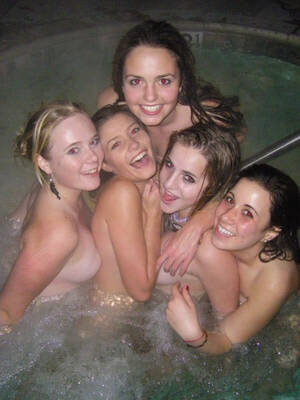 folks party in hot tub - Hot tub party! Porn Pic - EPORNER