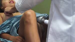 Accidental Medical Porn - Doctor Makes Patient Cum in Exam Room Cam 2 Close-up Regular - XVIDEOS.COM