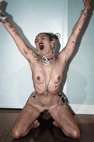 Miley Cyrus Tentacle Porn - Miley Cyrus | MOTHERLESS.COM â„¢