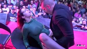 crowd sex - ROMANTIC REAL PUBLIC SEX NATURAL BIG TITS ZENDA SEXY VS BIG DICK JOTADE -  XVIDEOS.COM