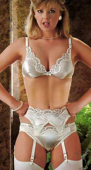 lingerie full figure shemale - Shemale In White Lingerie