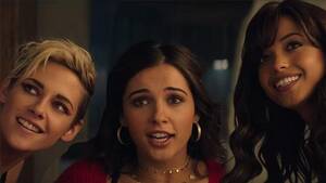 Kristen Stewart Ass Porn - Kristen Stewart Is Hot, Kicks Ass in First 'Charlie's Angels' Trailer