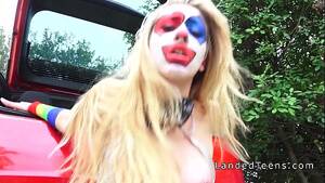 Clown Porn Blonde - Clown teen sucks cock outdoor pov - XVIDEOS.COM