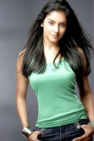 indian actress asin nude - Asin Thottumkal | Most beautiful bollywood actress, Most beautiful indian  actress, Indian actress photos
