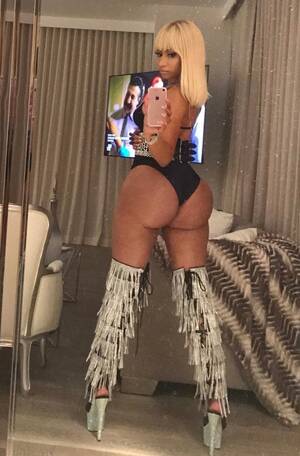 Big Booty Nicki Minaj Porn - Nicki Minaj Shows Off Hotel Booty on IG (Pics-Vid) - Page 4 of 5 -  BlackSportsOnline