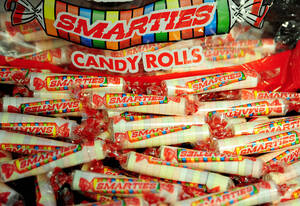 candy bar 30s porn - Remember Smarties? The retro candy is thriving | FOX31 Denver