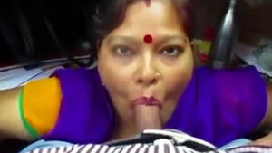 horny indian cum - Leaked Indian porn, horny Desi XXX aunty giving blowjob and swallows cum |  AREA51.PORN