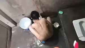 caught bath - Chhoti Behen Ko Puri Nangi Hokr Nahate Dekha full Desi Village Girl Bathroom  Video | xHamster