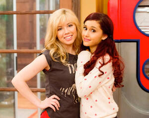Jennette Mccurdy And Ariana Grande Lesbian Porn - Jennette McCurdy and Ariana Grande's show 'Sam & Cat' is reportedly  canceled - CSMonitor.com